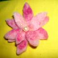Lily :) - Brooches - felting
