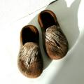 Chocolate males - Shoes & slippers - felting