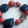 Red and black - Bracelets - beadwork