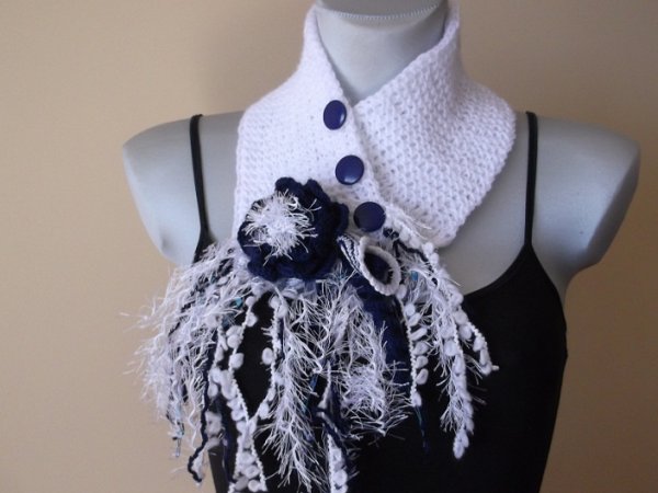 Wayside - Scarves & shawls