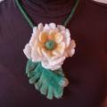 Flowered ... - Necklaces - felting