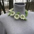 Petunia-3 - Necklaces - felting