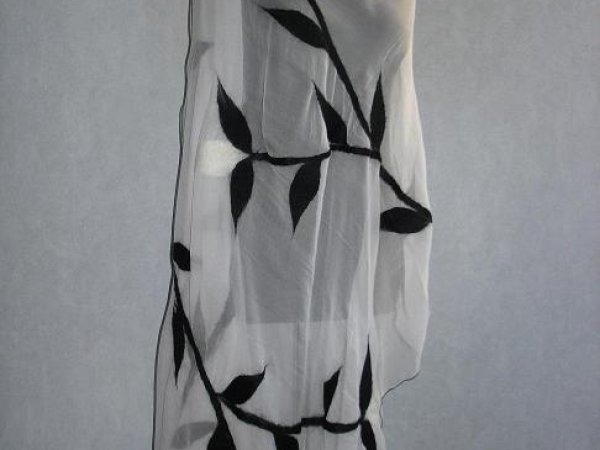 Classics - Wraps & cloaks