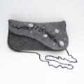 Classical handbag - Handbags & wallets - felting