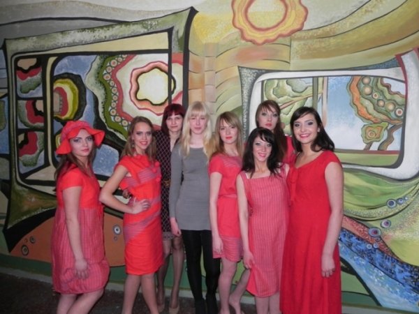 By poppy flower ..... - Dresses