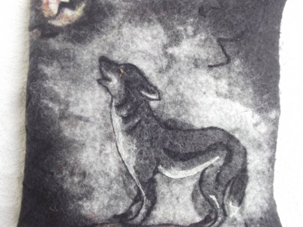 Pillow " Wolf " - Blankets & pillows