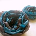 Flowers brooches made of cloth - Accessory - sewing