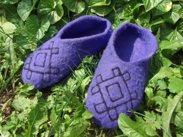 Vyriškos šlepetės "Symboliai " 1