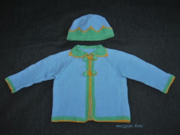 sweater and kepuryte - Children clothes