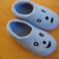 bluish with a smile - Shoes & slippers - felting