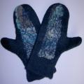 Greenish with silk - Gloves & mittens - felting