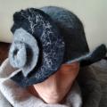 Black and gray - Hats - felting