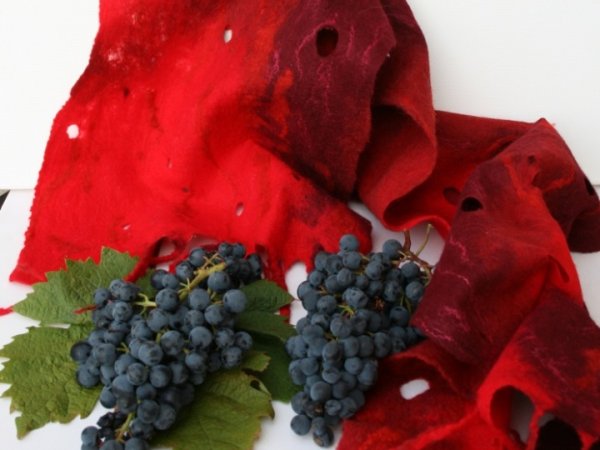 Scarf " spray of sparkling wine " 2