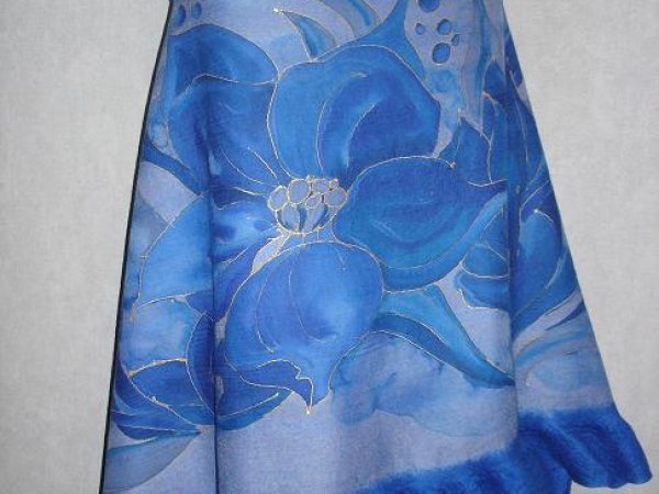 Blue Lilies - Wraps & cloaks