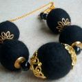 Verin " Gold and Black " - Necklaces - felting