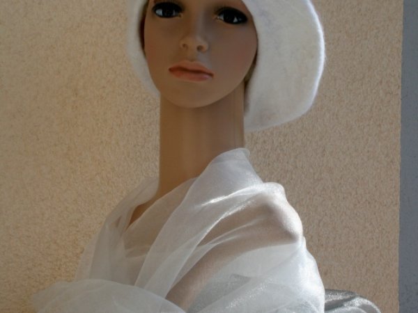 Beret " White " 3