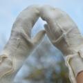 White - Gloves & mittens - felting