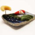 Kaledinis kurinukas - Brooches - felting