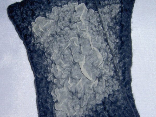 with gray cloth - Gloves & mittens
