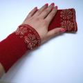 Gold Dobiliukai - Wristlets - knitwork