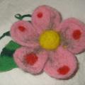 The pink brooch - Flowers - felting
