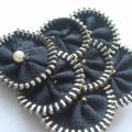 Brooch from zippers - Brooches - making