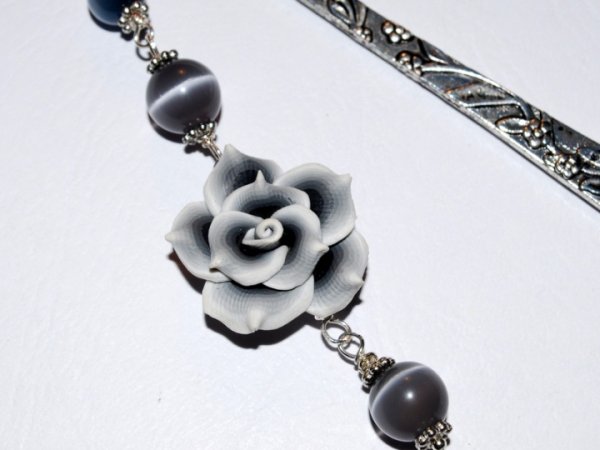 Tab Books " gray flower " 2