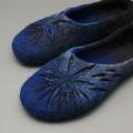Dark flowers - Shoes & slippers - felting