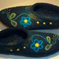 Stay with flowers - Shoes & slippers - felting
