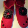 Red with black flowers - Shoes & slippers - felting