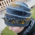 " Grey with mustard " - Hats - felting