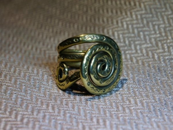 No brass ring. 1 - Metal products