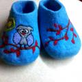 Night owl sleeps - Shoes & slippers - felting