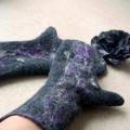 Gray gloves and a brooch - Gloves & mittens - felting