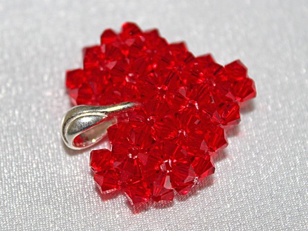 Swarovski kristalų pinta širdelė 2