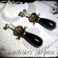 Black Lily - Earrings - beadwork