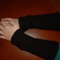 The coat of black wristlets - Wristlets - knitwork