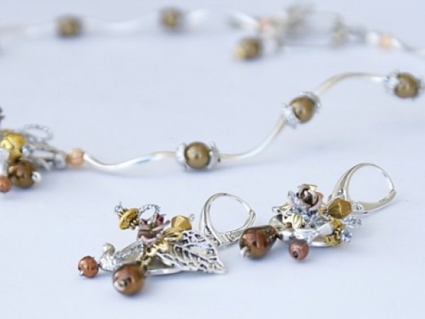 K-th " V & quot Bouquet; 2