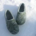 chameleon slippers - Shoes & slippers - felting