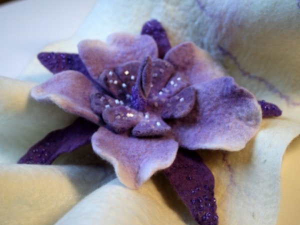 Gele "Alyvinis  ziedas " 2