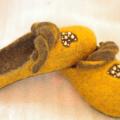 thongs with by hearts - Shoes & slippers - felting