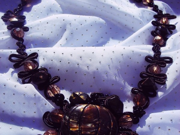 Rudasis verinys - Necklace