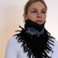 Scarf black / gray - " Crazy " with tassels - Scarves & shawls - felting
