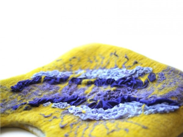 Velta capacious handbag / felted bags 2