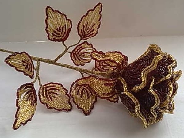 Gold rose - Biser