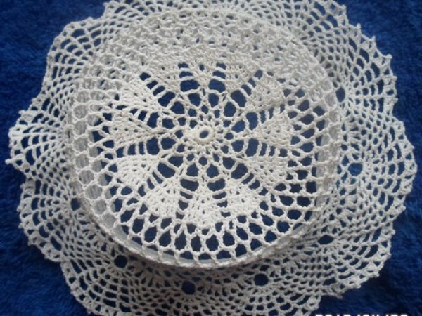 Tiny crochet hat - Hats 