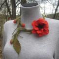 Climbing poppy - Necklaces - felting