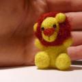 Yellow Lion - Brooches - felting