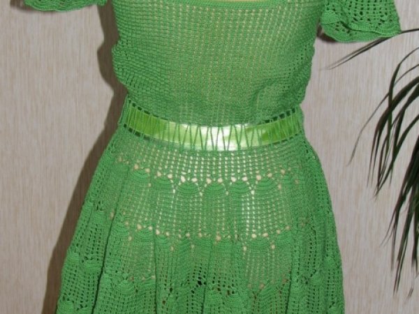 Žalia suknelė 2