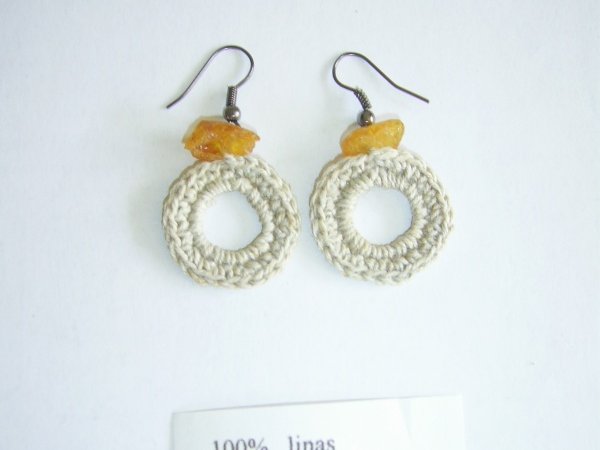 Earrings with amber 2